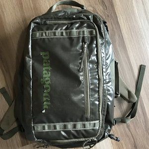 Patagonia Black Hole MLC 45L Olive Green
